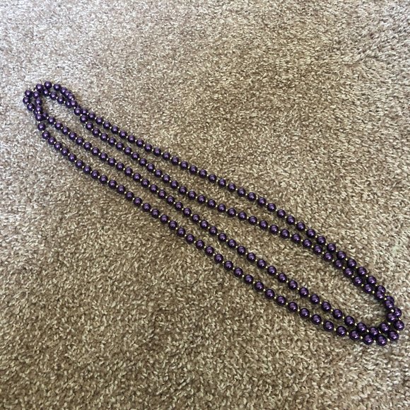 Jewelry - Long Purple & Silver Beaded Necklace